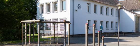 Spielgeräte auf dem Schulhof