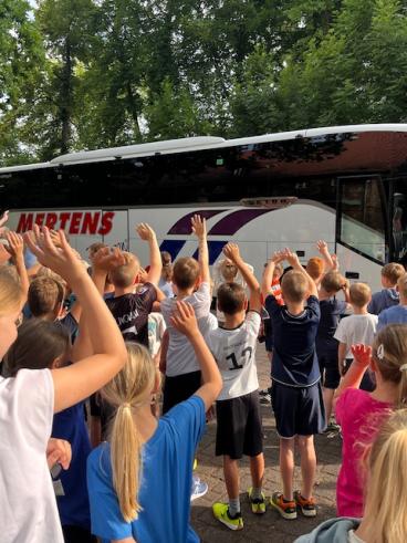 Auf Wiedersehen! Wir wünschen ganz viel Spaß!