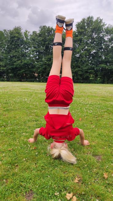 Handstand